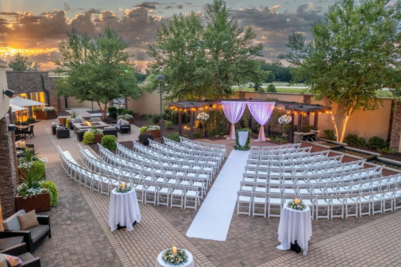 Courtyard Mankato Hotel & Event Center Εξωτερικό φωτογραφία