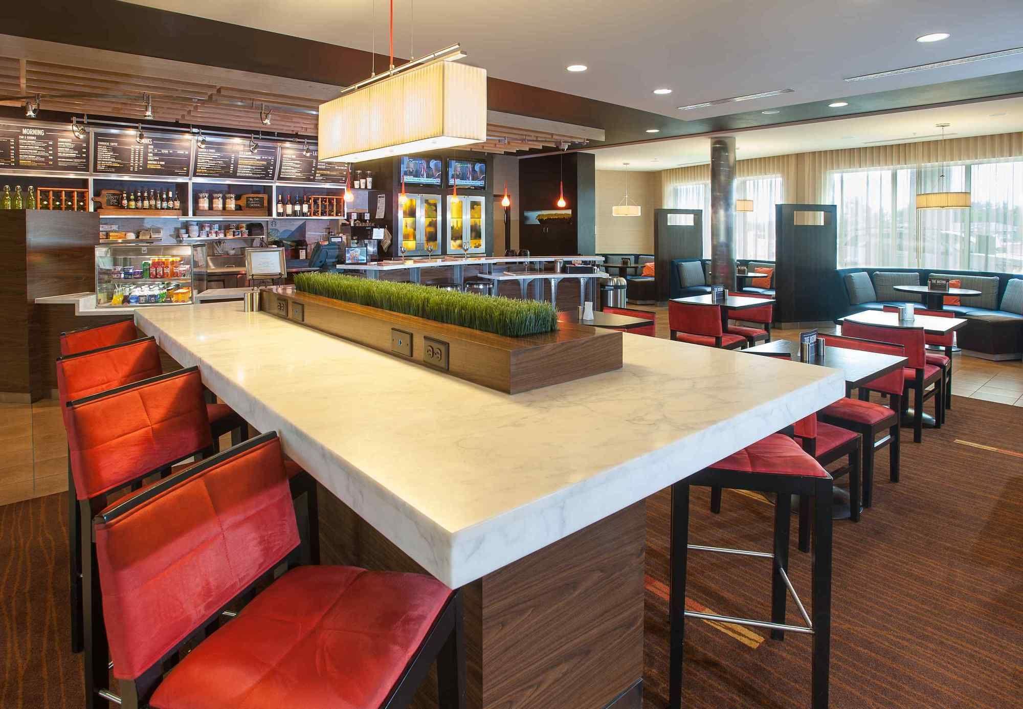 Courtyard Mankato Hotel & Event Center Εξωτερικό φωτογραφία