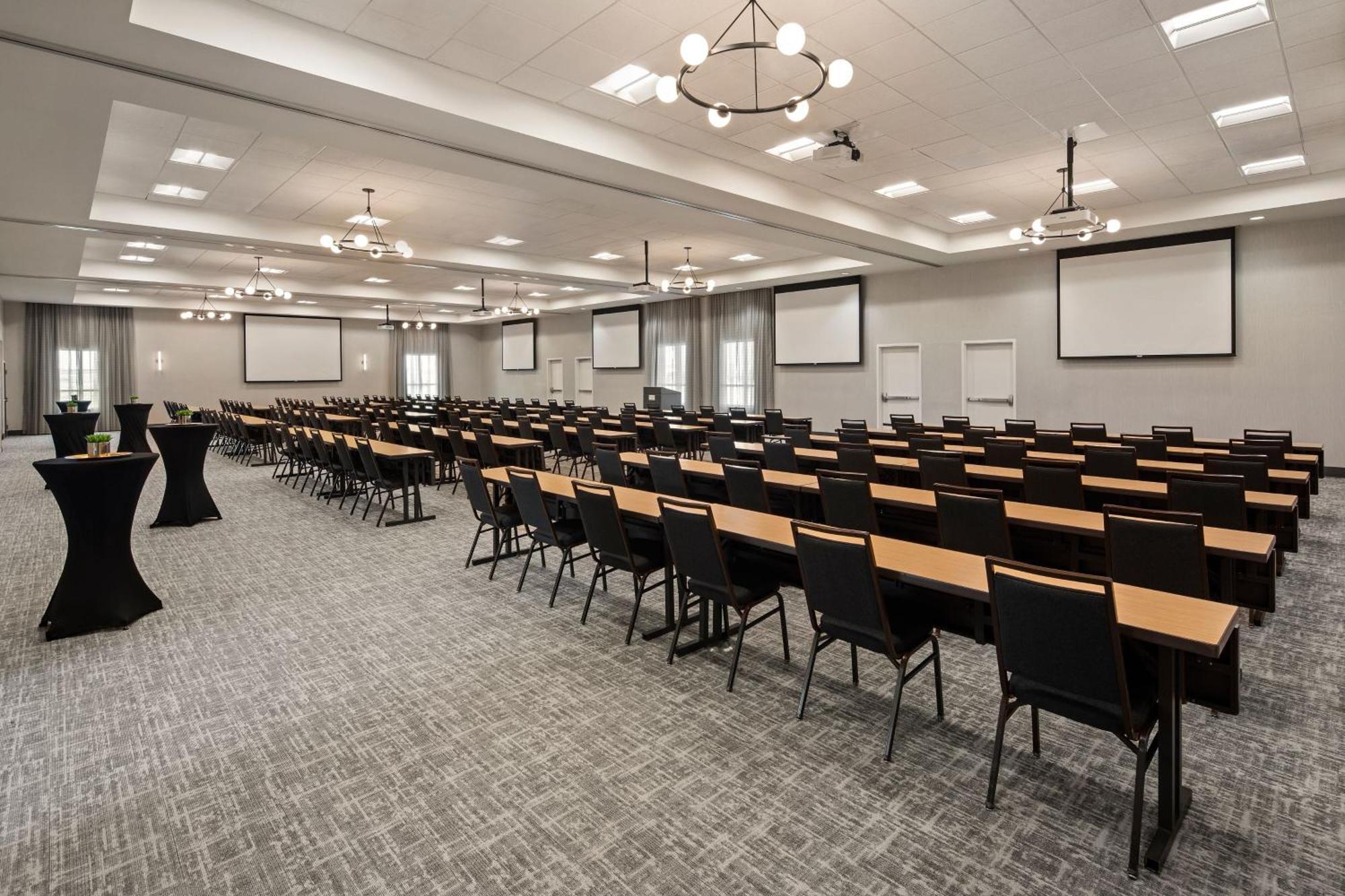 Courtyard Mankato Hotel & Event Center Εξωτερικό φωτογραφία