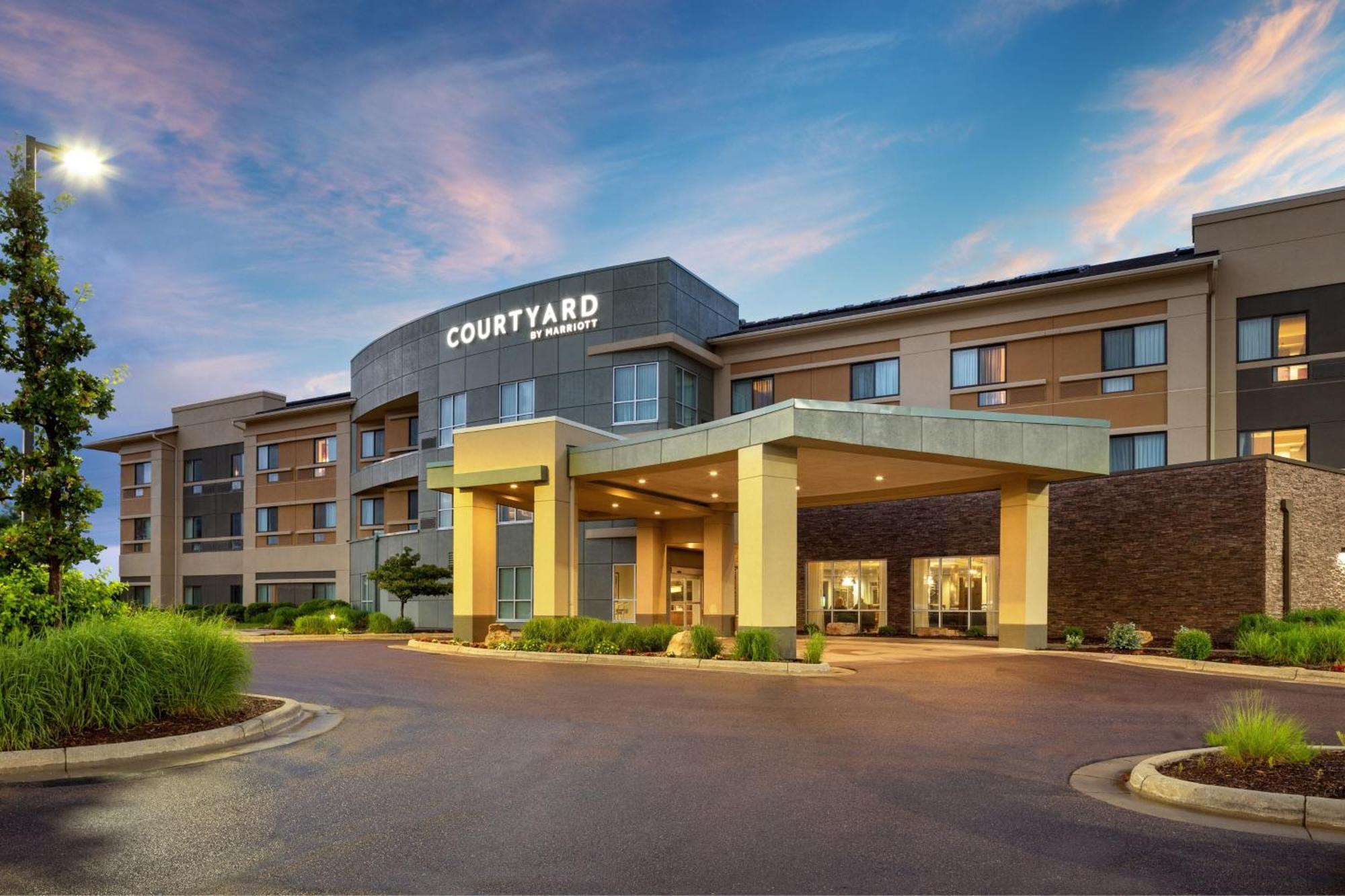 Courtyard Mankato Hotel & Event Center Εξωτερικό φωτογραφία